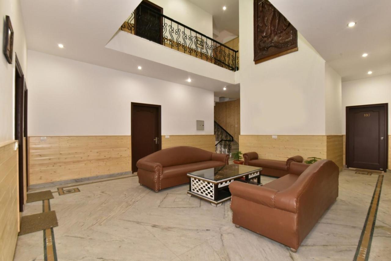 Dlx Stay In Naddi Дхарамсала Екстериор снимка