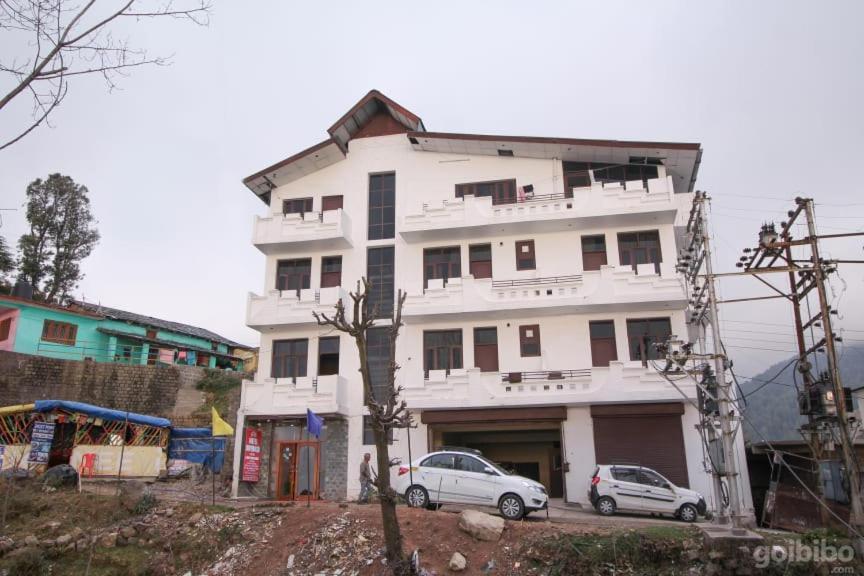 Dlx Stay In Naddi Дхарамсала Екстериор снимка